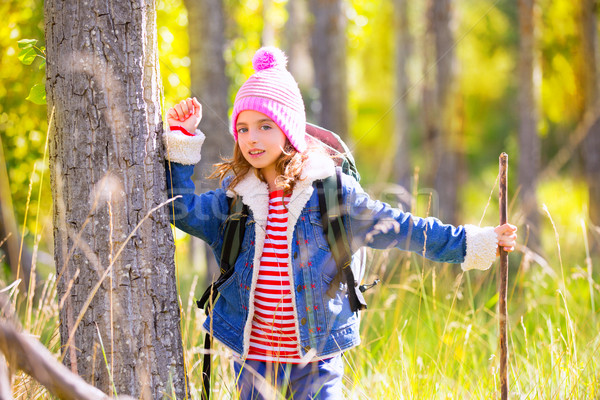 Yürüyüş çocuk kız sırt çantası kavak orman Stok fotoğraf © lunamarina