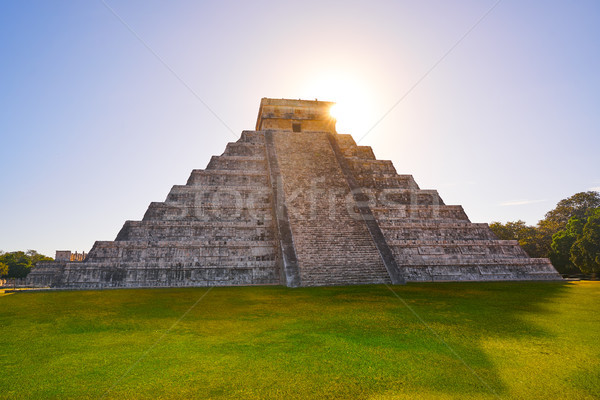 Chichen Itza Świt piramidy świątyni Meksyk budynku Zdjęcia stock © lunamarina