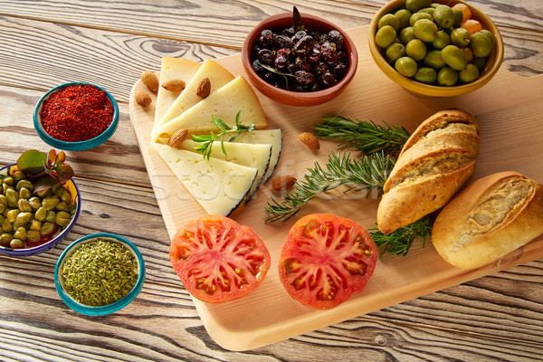 Mediterranean food bread oil olives cheese Stock photo © lunamarina