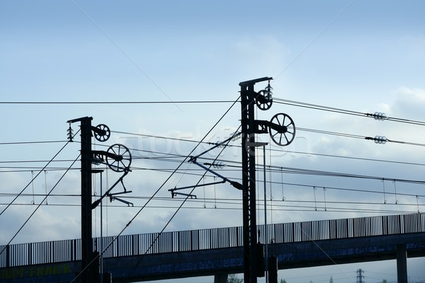 Cavi polo torre elettrici treno ferrovia Foto d'archivio © lunamarina