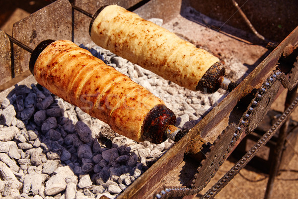 Brutărie carne carbune vară Imagine de stoc © lunamarina