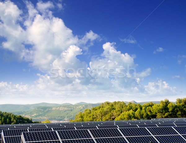 Zöld energia nap tányérok völgy falu hegy Stock fotó © lunamarina