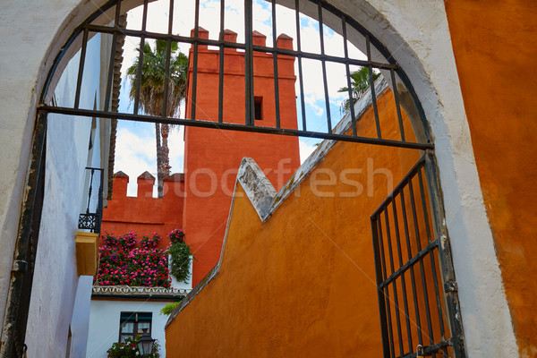Spanyolország épület város fal utca építészet Stock fotó © lunamarina