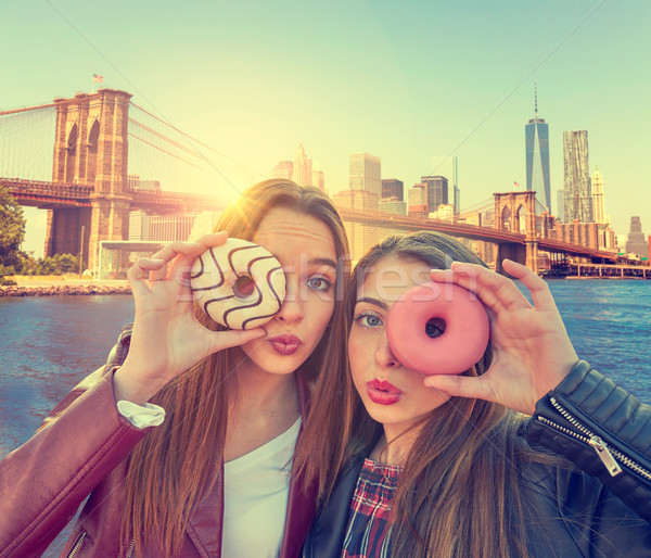 Teen meisjes portret donuts oog New York Stockfoto © lunamarina