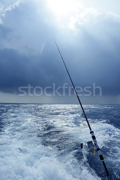 Boot groot spel vissen Stockfoto © lunamarina