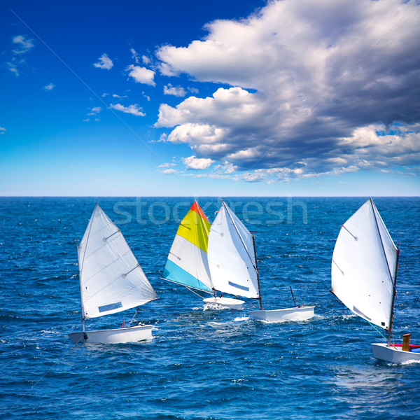 Zeilboten optimist leren zeil middellandse zee weinig Stockfoto © lunamarina