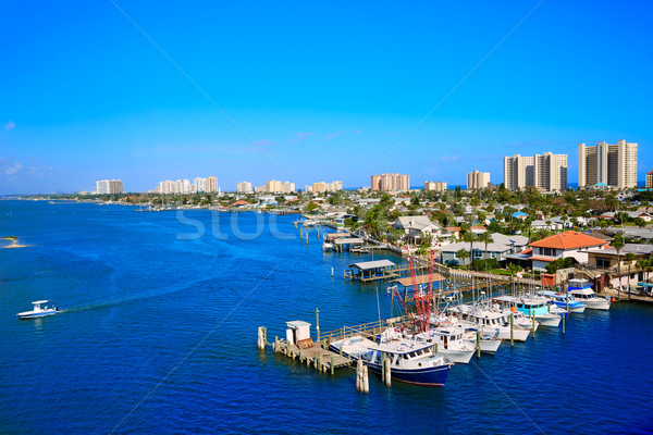Plajă Florida port portocaliu marina Imagine de stoc © lunamarina