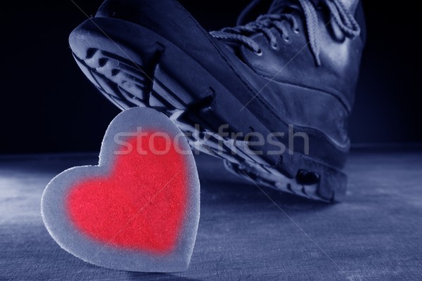 Kill miłości zdrowia metafora boot czerwony Zdjęcia stock © lunamarina