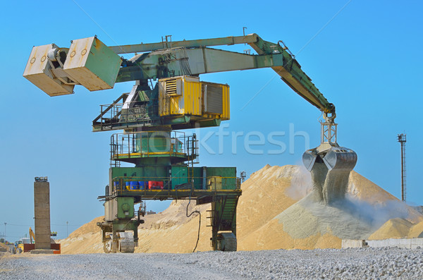 Zwaar graafmachine bodem bewegende bouw aarde Stockfoto © mady70