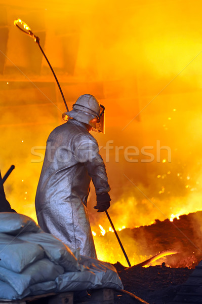 Munkás forró acél tűz építkezés fém Stock fotó © mady70