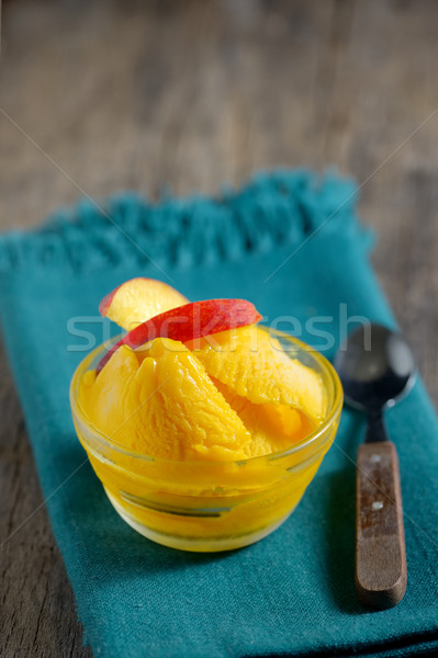 Kom mango sorbet oude tabel Stockfoto © mady70