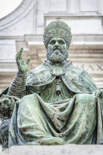 Papież obraz posąg bazylika Święty mikołaj Włochy Zdjęcia stock © magann