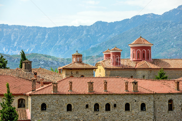 Manastire roci Grecia top cer Imagine de stoc © mahout