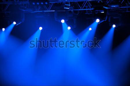 Albastru etapă lumina concert lampă negru Imagine de stoc © mahout