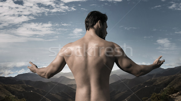 élégant musculaire homme posant ciel [[stock_photo]] © majdansky