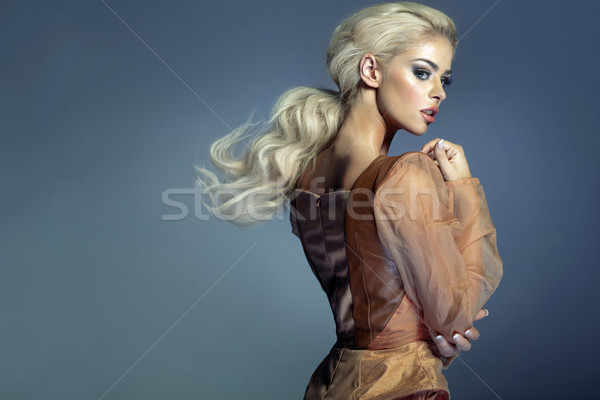 Portrait puce dame posant extérieur femme [[stock_photo]] © majdansky