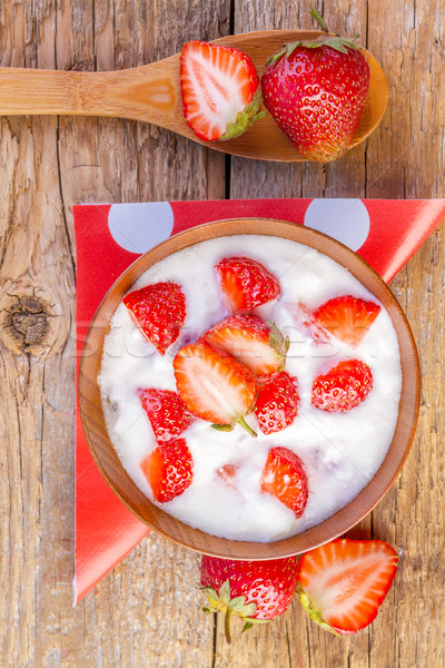 świeże organiczny grecki jogurt truskawek Zdjęcia stock © manaemedia