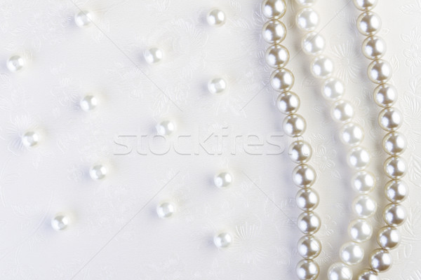 Fehér gyöngyök nyaklánc papír absztrakt szépség Stock fotó © manaemedia