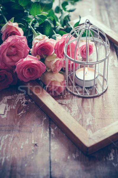 Stock foto: Jahrgang · Dekor · Rosen · Bouquet · rosa · Holzrahmen