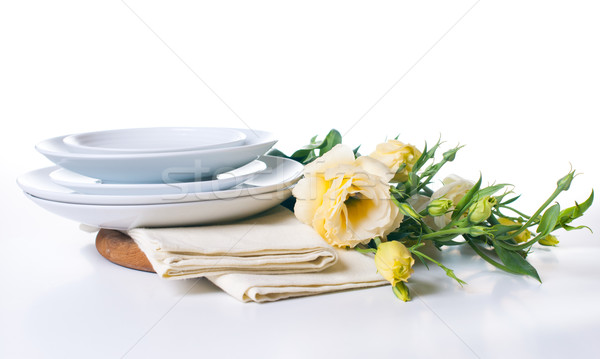 Stock fotó: Tányérok · virágcsokor · sárga · virágok · boglya · fehér · rózsa