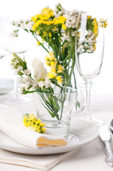 Foto stock: Mesa · amarillo · decoración · frescos · flores