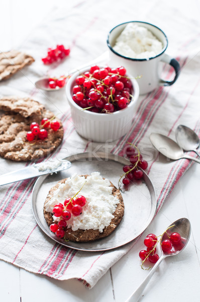 Foto stock: Alimentos · saludables · naturales · grano · pan · requesón · frescos