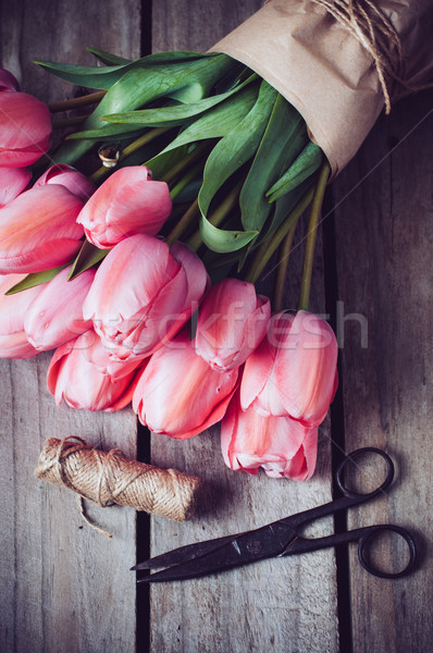 Frischen Frühling rosa Tulpen Haufen alten Stock foto © manera