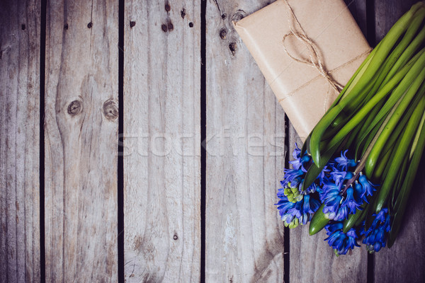 Hyazinthe Jahrgang Holzbrett Frühlingsblumen Geschenk blau Stock foto © manera