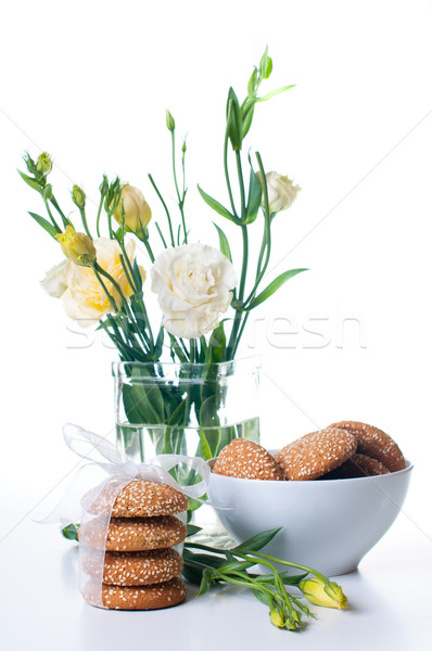 Foto d'archivio: Giallo · biscotti · bouquet · bianco · fiori