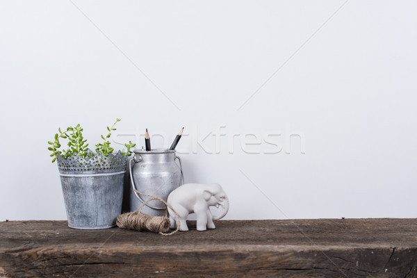 Stock foto: Stil · rustikal · Holzbrett · Pflanzen · weiß
