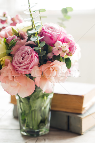 Virágok ősi könyvek elegáns virágcsokor rózsaszín Stock fotó © manera