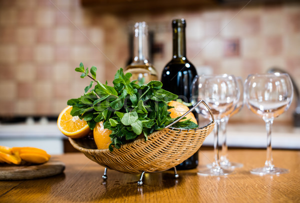 Vino botellas gafas frutas mesa Foto stock © manera
