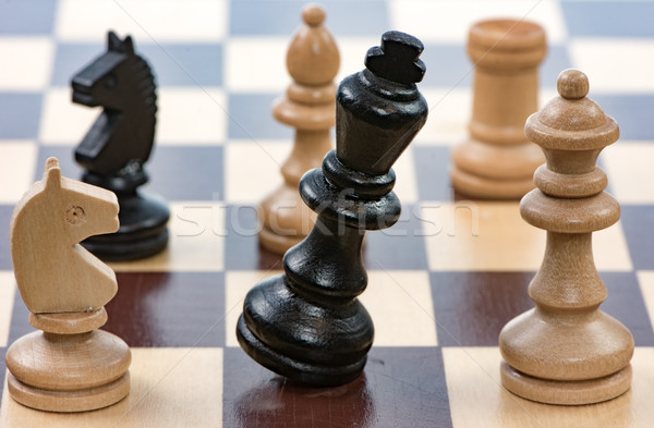 Oyun satranç düşen kral mat seçici odak Stok fotoğraf © manfredxy
