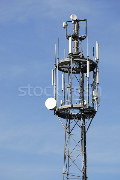 Antenă mobil comunicatii radio Imagine de stoc © manfredxy