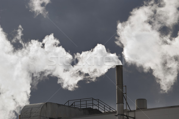Aer poluare fabrică negru nor întuneric Imagine de stoc © manfredxy
