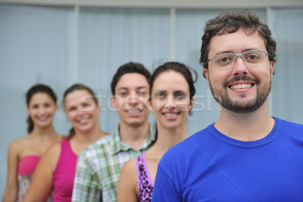 Grup gündelik gerçek insanlar mutlu yetişkin Stok fotoğraf © mangostock