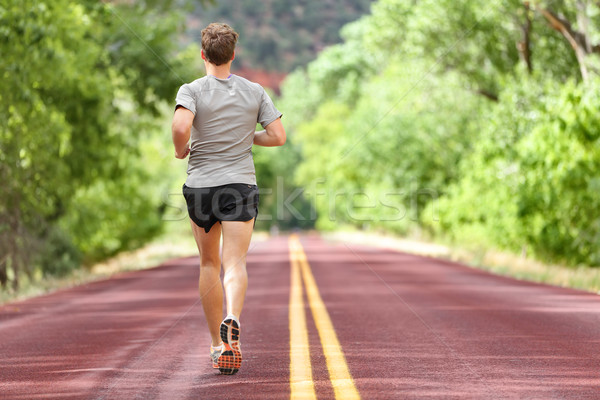 Männlich Läufer läuft Straße Ausbildung Fitness Stock foto © Maridav