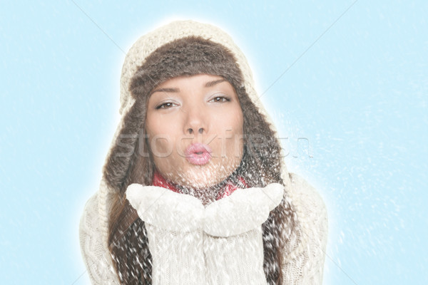 Foto stock: Belo · inverno · mulher · neve · beijo