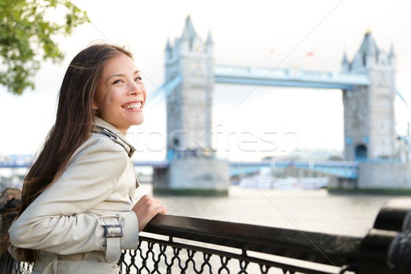 Imagine de stoc: Oameni · Londra · femeie · fericit · Tower · Bridge · multicultural