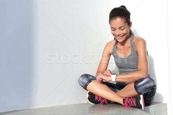 Fitness menina atividade freqüência cardíaca monitor exercício Foto stock © Maridav