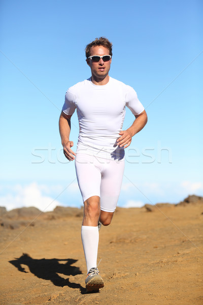 Athleten Sport Fitness Läufer läuft außerhalb Stock foto © Maridav