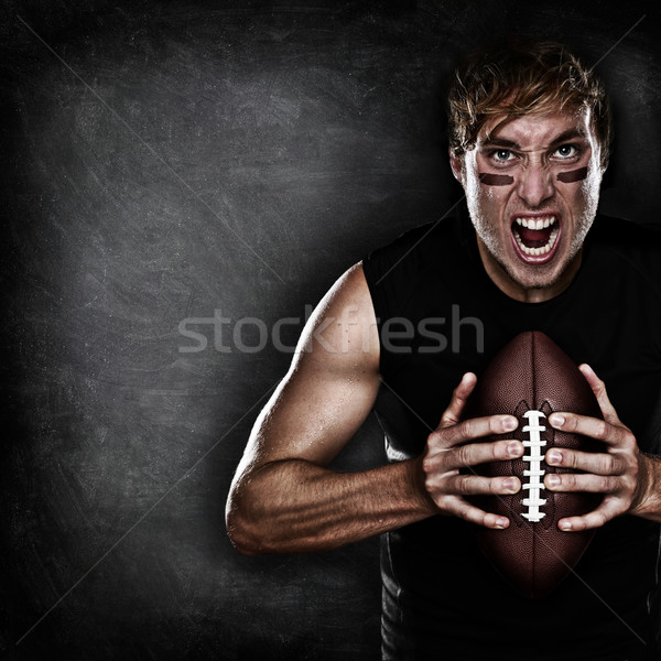 Agresiv american fotbal portret Imagine de stoc © Maridav