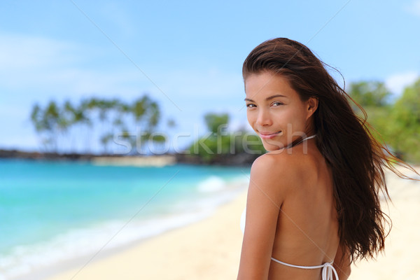 Foto stock: Belo · asiático · biquíni · mulher · relaxante · praia