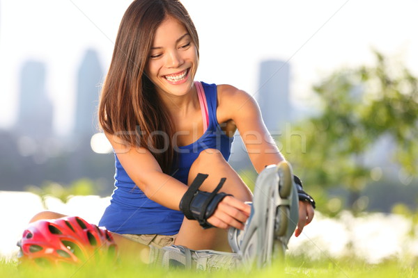 Korcsolyázás vonal korcsolya nő egészséges szabadtér Stock fotó © Maridav