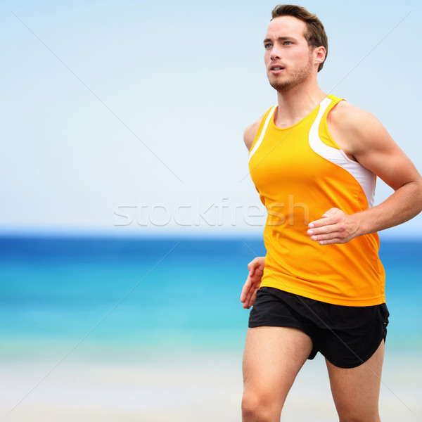 [[stock_photo]]: Homme · courir · plage · ciel · s'adapter