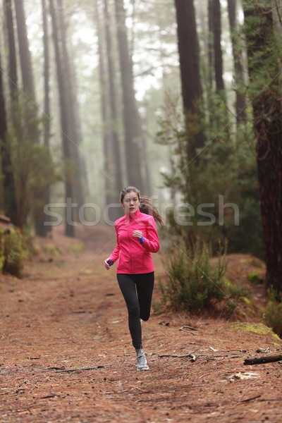 Courir femme forêt bois formation [[stock_photo]] © Maridav