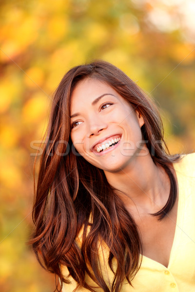 Fallen Frau lächelnd Herbst Porträt glücklich schönen Stock foto © Maridav