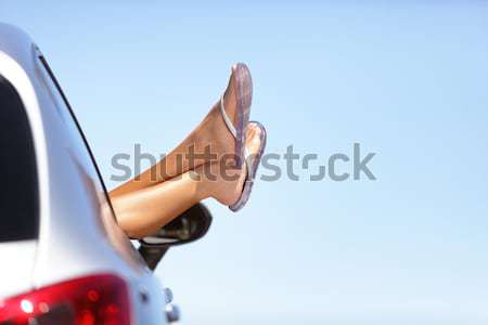 Vrijheid auto reizen vrouw ontspannen voeten Stockfoto © Maridav