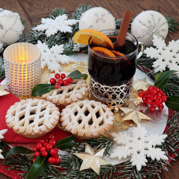 Noel parti gıda içmek kazanmak turta beyaz Stok fotoğraf © marilyna