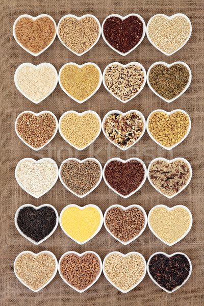 Ziarna zbóż żywności serca Zdjęcia stock © marilyna